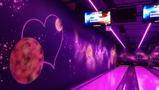 Bowling-Universum-Entertainmentcenter-Gasometer-Wien-Bahn